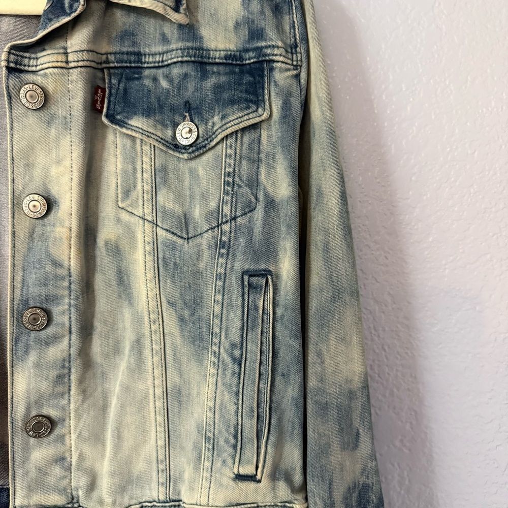 Denim Washed Jacket - Picture 2 of 10